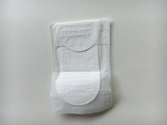 155mm Bernapas Panty Liners Nonwoven Panty Liner Sekali Pakai Untuk Wanita